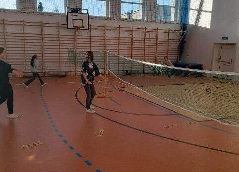 Grafika 9: Ferie zimowe w naszej szkole