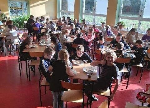 Grafika 19: Ferie zimowe w naszej szkole