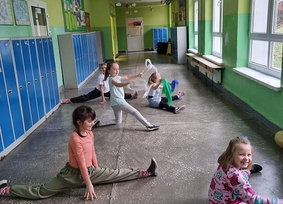 Grafika 25: Ferie zimowe w naszej szkole