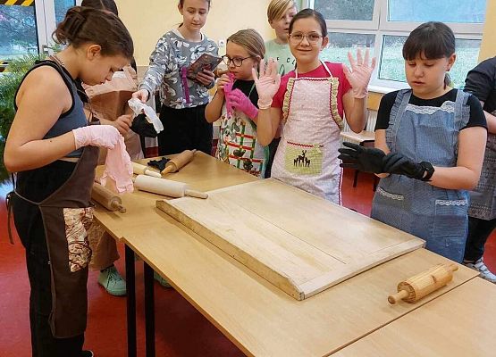 Grafika 26: Ferie zimowe w naszej szkole