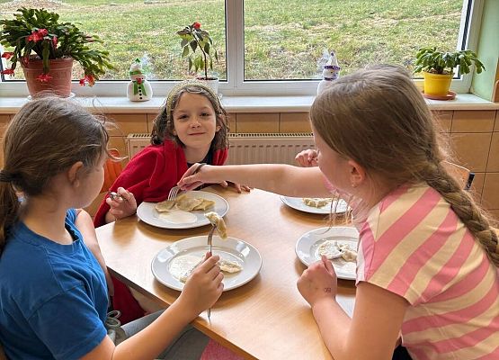 Grafika 41: Ferie zimowe w naszej szkole