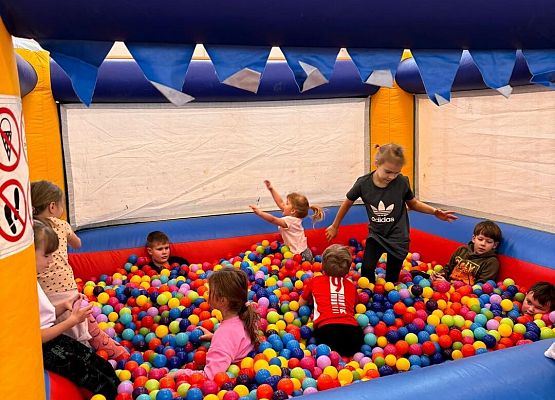 Grafika 49: Ferie zimowe w naszej szkole