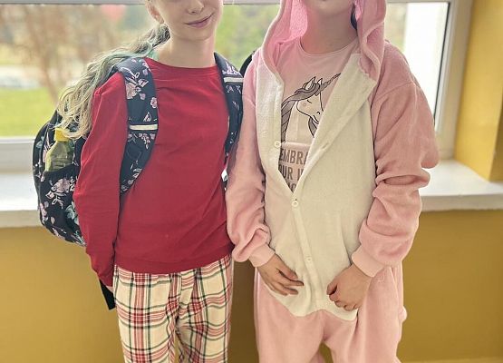 Grafika 8: Dzień Piżamy w szkole w Wicku