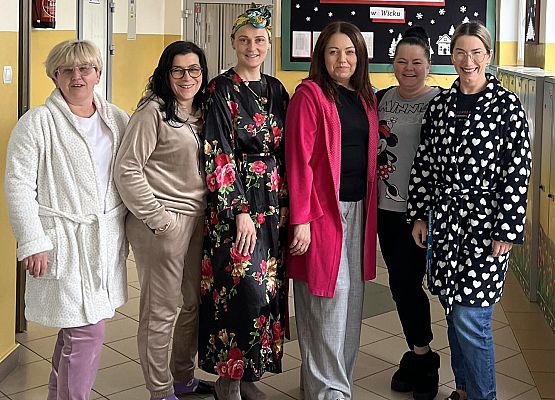 Grafika 12: Dzień Piżamy w szkole w Wicku