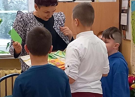 Grafika 2: Dzień Kobiet w naszej szkole