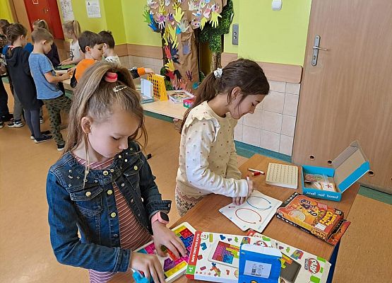 Grafika 15: Obchody Dnia Matematyki