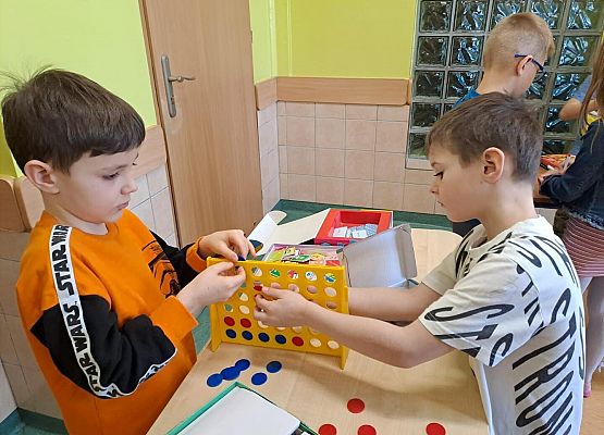 Grafika 16: Obchody Dnia Matematyki