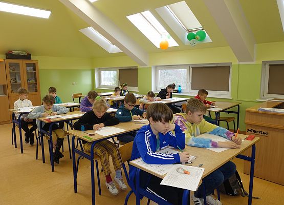 Grafika 5: Międzynarodowy Konkurs Matematyczny „Kangur 2024”