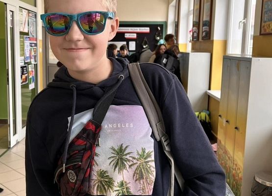 Grafika 3: 20 marca - fotorelacja z Dnia Szalonej Fryzury