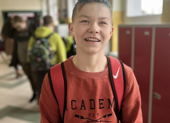 Grafika 16: 20 marca - fotorelacja z Dnia Szalonej Fryzury