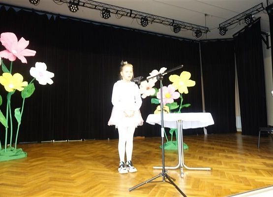 Grafika 3: Nagrody dla naszych recytatorów w kolejnej edycji konkursu recytatorskiego "Wiosna, ach to Ty"