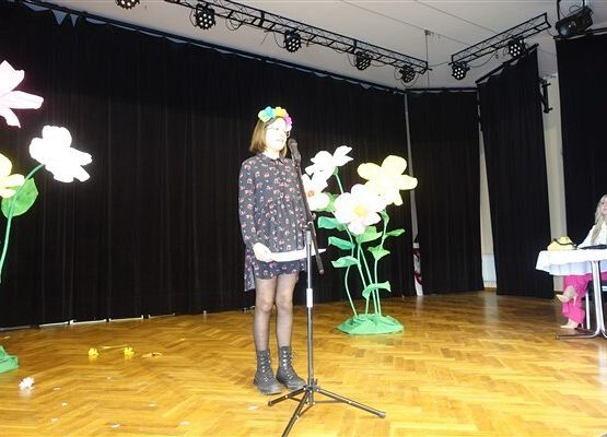 Grafika 19: Nagrody dla naszych recytatorów w kolejnej edycji konkursu recytatorskiego "Wiosna, ach to Ty"
