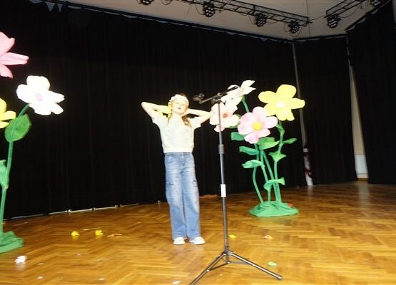 Grafika 24: Nagrody dla naszych recytatorów w kolejnej edycji konkursu recytatorskiego "Wiosna, ach to Ty"