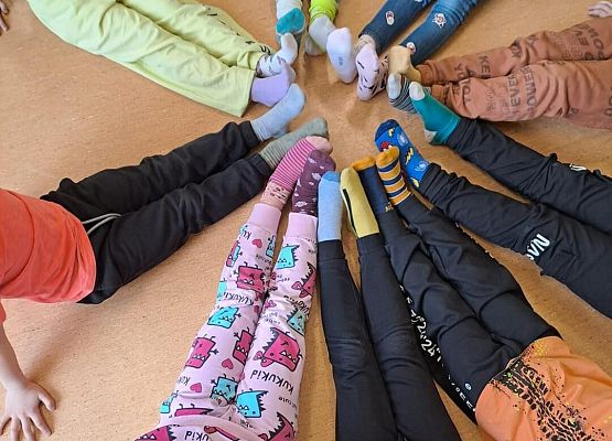 Grafika 1: Obchody Światowego Dnia Zespołu Downa