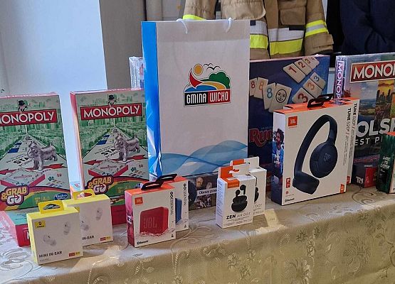 Grafika 25: Gminne eliminacje do Turnieju Wiedzy Pożarniczej w szkole w Wicku