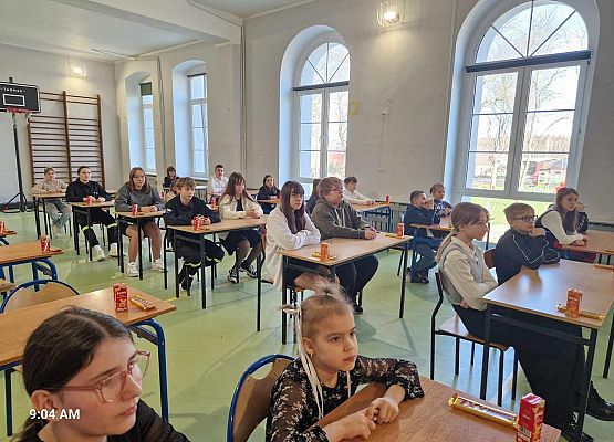 Grafika 27: Gminne eliminacje do Turnieju Wiedzy Pożarniczej w szkole w Wicku