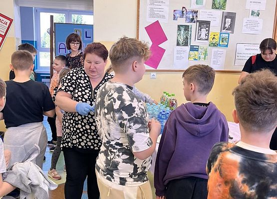 Grafika 8: "Ciasto dla Adriana" - podsumowanie akcji