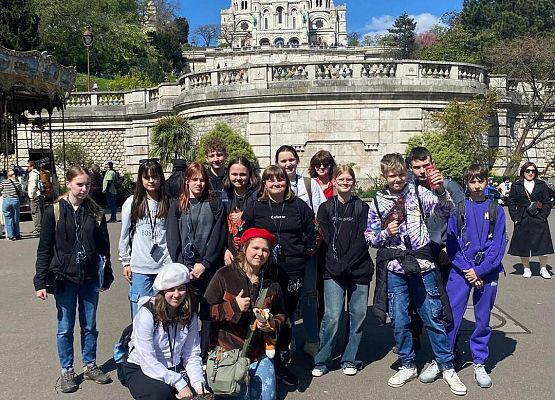 Grafika 10: Siódmoklasiści w Paryżu - dzień drugi