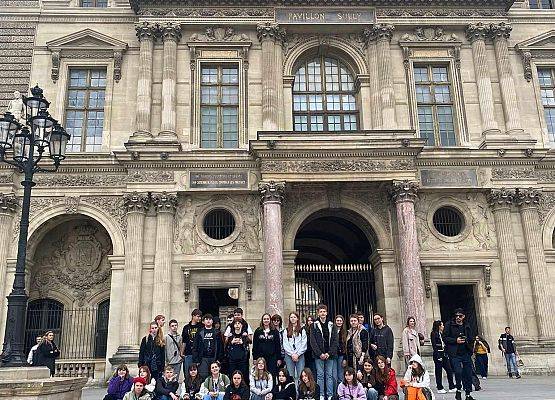 Grafika 7: Siódmoklasiści w Paryżu - dzień czwarty
