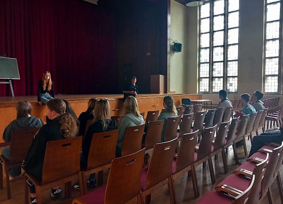 Grafika 14: Ósmoklasiści SP Wicko uczestniczyli w Dniach Otwartych szkół ponadpodstawowych w Lęborku