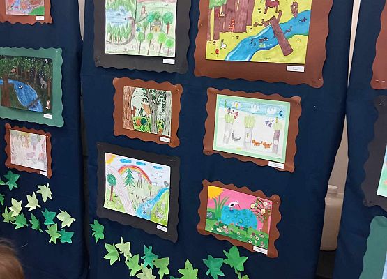 Grafika 1: Wręczenie nagród w konkursie plastycznym