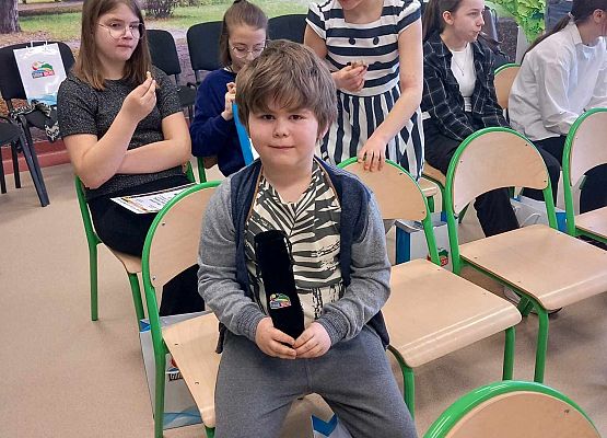 Grafika 7: Wręczenie nagród w konkursie plastycznym