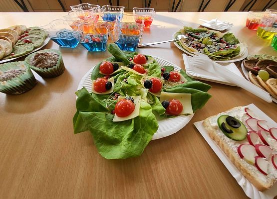 Grafika 8: Huczne obchody Międzynarodowego Dnia Ziemi w SP Wicko