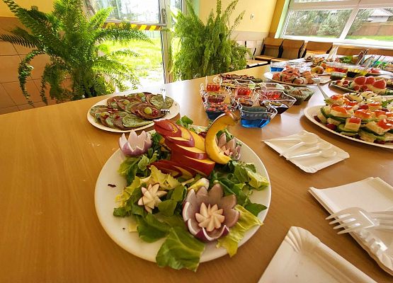 Grafika 11: Huczne obchody Międzynarodowego Dnia Ziemi w SP Wicko