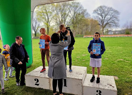 Grafika 6: W Szczenurzy odbył się trzeci bieg "Krasnala"