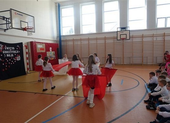 Grafika 14: „Patriotyczna Majówka” - obchody 233. rocznicy uchwalenia Konstytucji 3 Maja