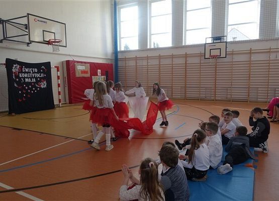 Grafika 15: „Patriotyczna Majówka” - obchody 233. rocznicy uchwalenia Konstytucji 3 Maja