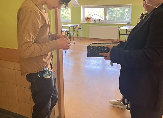 Grafika 12: Rozpoczęły się egzaminy ósmoklasistów 14 - 15 - 16 maja 2024