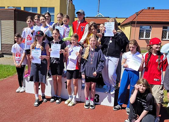 Grafika 13: Srebrne dziewczyny z SP Wicko