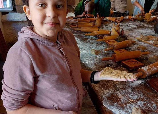 Grafika 9: Uczniowie klas IV i V udali się na wycieczkę do Torunia