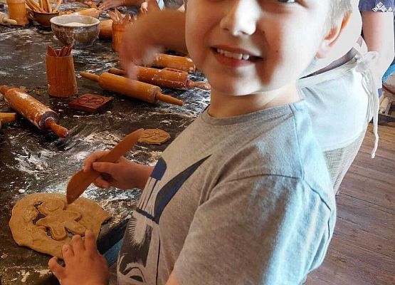 Grafika 27: Uczniowie klas IV i V udali się na wycieczkę do Torunia