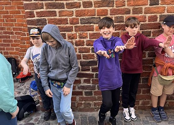 Grafika 38: Uczniowie klas IV i V udali się na wycieczkę do Torunia