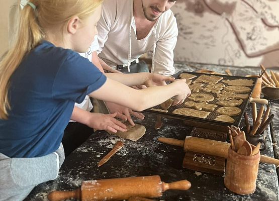 Grafika 48: Uczniowie klas IV i V udali się na wycieczkę do Torunia