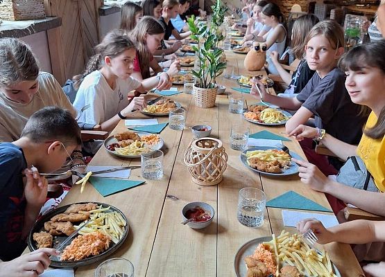 Grafika 3: Majowa wycieczka klas szóstych do Torunia