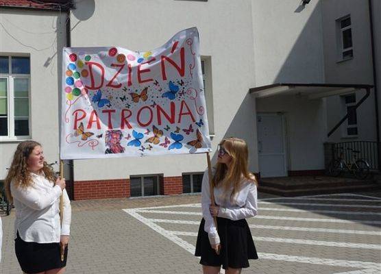 Grafika 52: Część 1. fotorelacji z obchodów Dnia Patrona