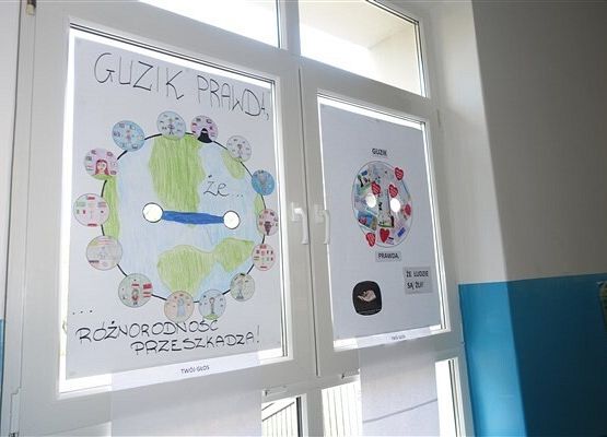 Grafika 39: Obchody Dnia Patrona w szkole w Wicku, 29 maja 2024