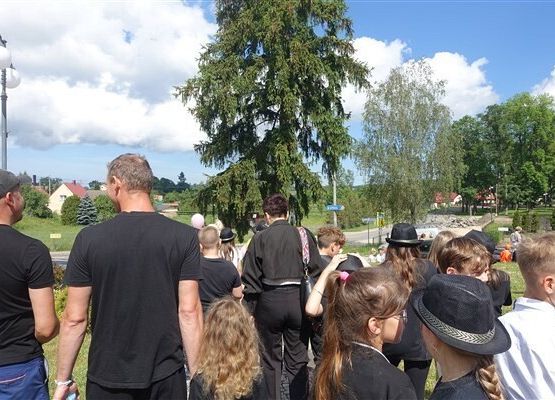 Grafika 80: Obchody Dnia Patrona w szkole w Wicku, 29 maja 2024