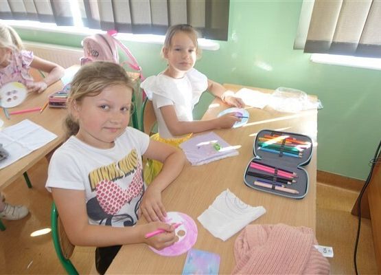 Grafika 99: Obchody Dnia Patrona w szkole w Wicku, 29 maja 2024