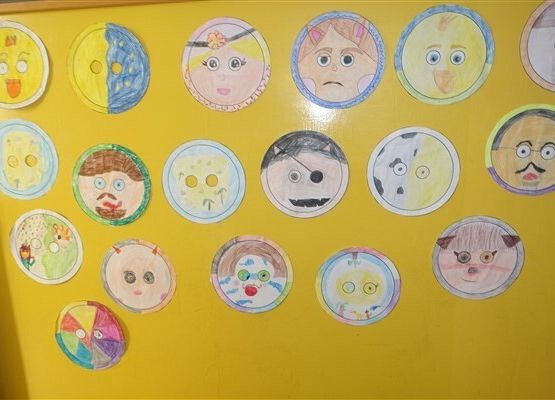 Grafika 106: Obchody Dnia Patrona w szkole w Wicku, 29 maja 2024