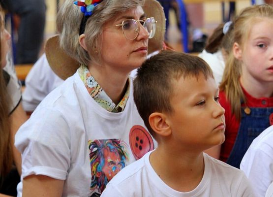 Grafika 151: Obchody Dnia Patrona w szkole w Wicku, 29 maja 2024