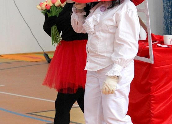 Grafika 183: Obchody Dnia Patrona w szkole w Wicku, 29 maja 2024