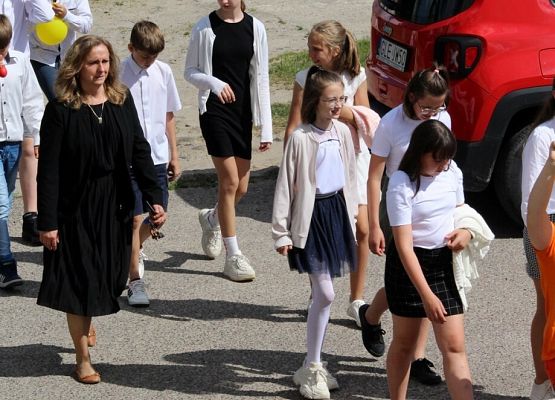 Grafika 192: Obchody Dnia Patrona w szkole w Wicku, 29 maja 2024