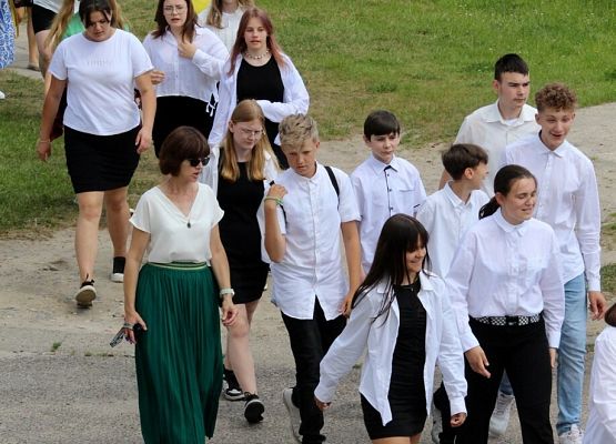 Grafika 196: Obchody Dnia Patrona w szkole w Wicku, 29 maja 2024