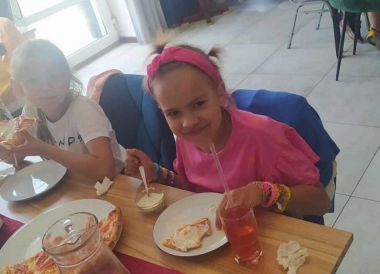 Grafika 10: Dzień dziecka klasy IIA w pizzerii