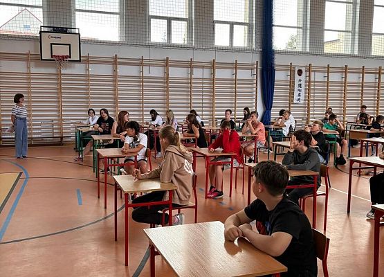 Grafika 16: Relacja z  Turnieju Wiedzy o Odnawialnych Źródłach Energii dla uczniów z powiatu lęborskiego