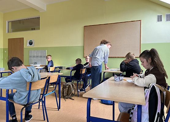 Grafika 13: Klasa IVB wzięła udział w warsztatach zorganizowanych w ramach Programu Projektor
